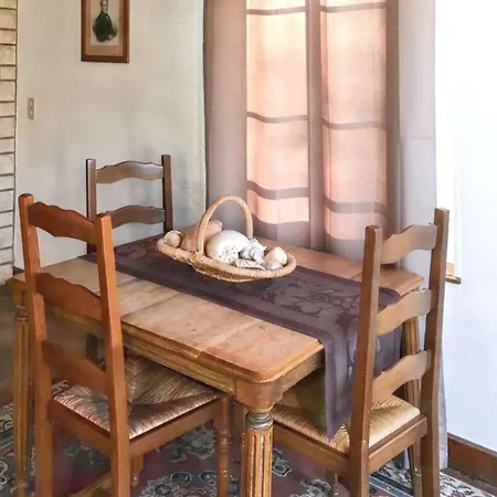 Maison Familiale Spacieuse Pres De Avec Jardin