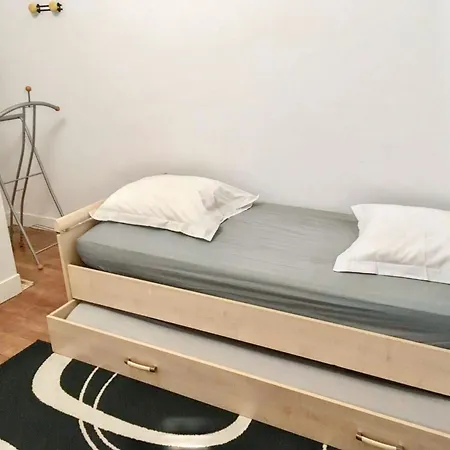 Maison Familiale Spacieuse Pres De Avec Jardin Ferienhaus