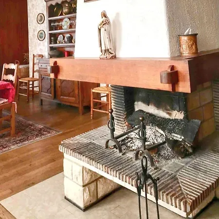 Maison Familiale Spacieuse Pres De Avec Jardin Holiday home