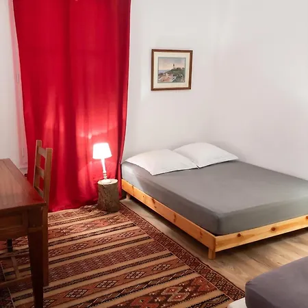 Maison Familiale Spacieuse Pres De Avec Jardin Ferienhaus Carrouges