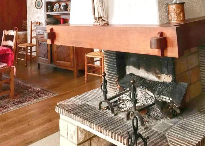 Maison Familiale Spacieuse Pres De Avec Jardin Holiday home